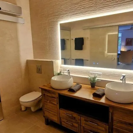 Esprit Loft, D'exception, 3 Chambres, Jardin Au Centre Ville, Climatisation * Sète